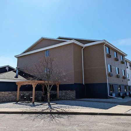 Americinn By Wyndham Tomahawk Экстерьер фото