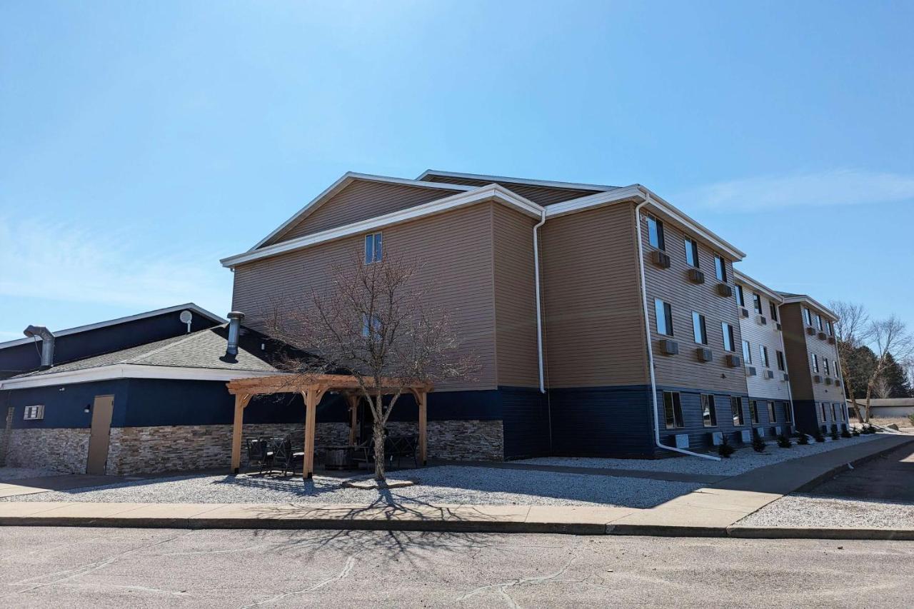 Americinn By Wyndham Tomahawk Экстерьер фото