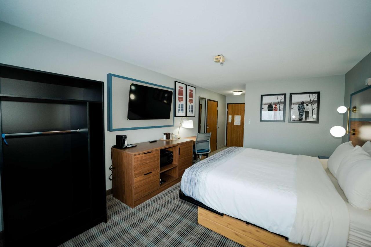 Americinn By Wyndham Tomahawk Экстерьер фото