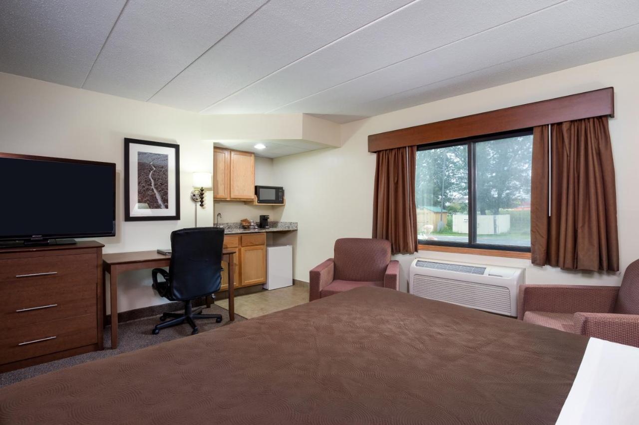 Americinn By Wyndham Tomahawk Экстерьер фото