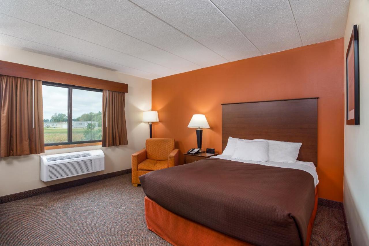 Americinn By Wyndham Tomahawk Экстерьер фото